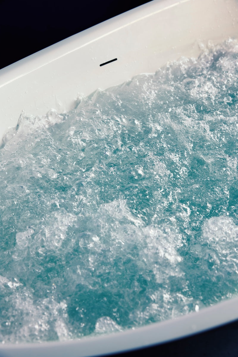 Bath water detail