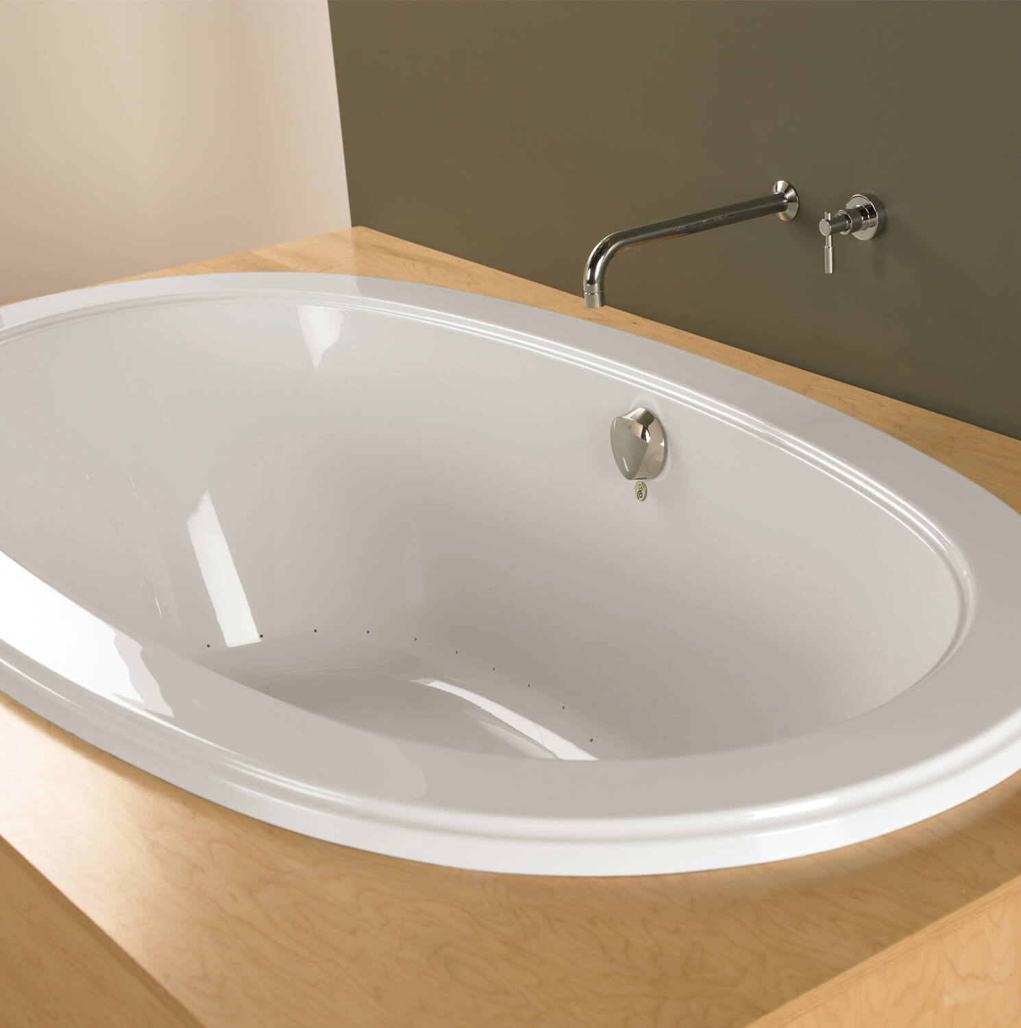 Bainultra Ellipse® 6636 drop-in air jet bathtub for your modern bathroom Bainultra Ellipse® 6636 drop-in air jet bathtub for your modern bathroom